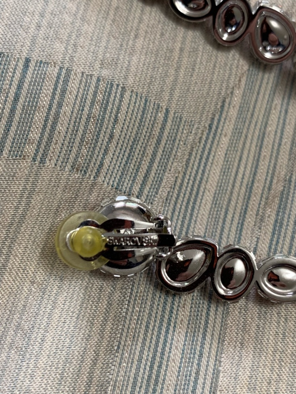 Ultra Rare Collector's Swarovski "Spectrum Shine" Crystal Linear Clip Earrings - Picture 10 of 16